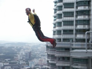 base_jump_kl_01